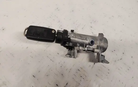 Volkswagen Golf V Ignition lock 1K0905865 1K0905851B