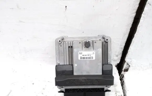 Audi Q5 SQ5 Engine control unit/module 8K5907401G 24315456