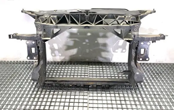 Seat Altea Front bodywork piece 