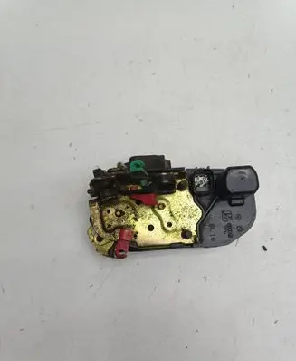 Chrysler Sebring (ST-22 - JR) Rear door lock