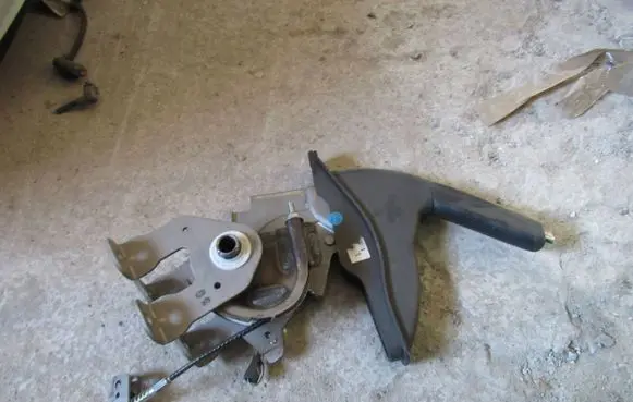 Hyundai Tucson TL Handbrake/parking brake lever assembly
