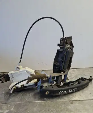 Peugeot Partner Front door lock 303966 1200032 A01863
