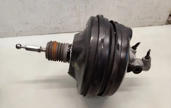 Audi A4 S4 B7 8E 8H Brake booster 8E0612105P