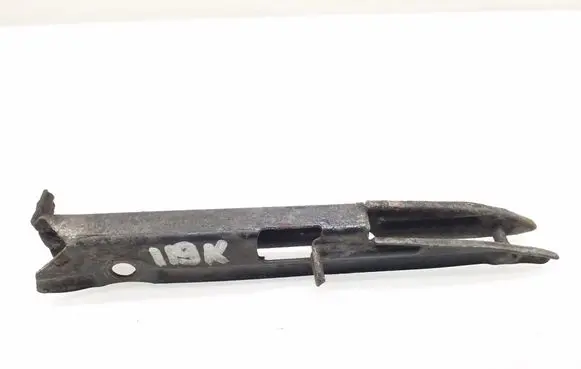 Mercedes-Benz S W221 Front bumper mounting bracket A2218850714
