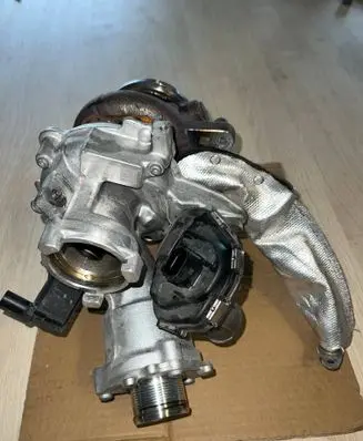 Volkswagen Tiguan Allspace Turbo 06K145654J 2AC93279200
