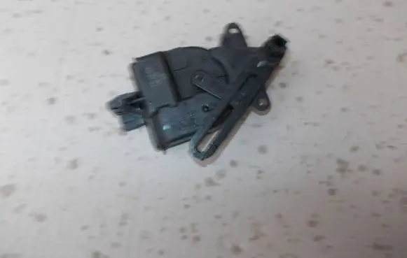 Mini One - Cooper Cabrio R52 Air flap motor/actuator