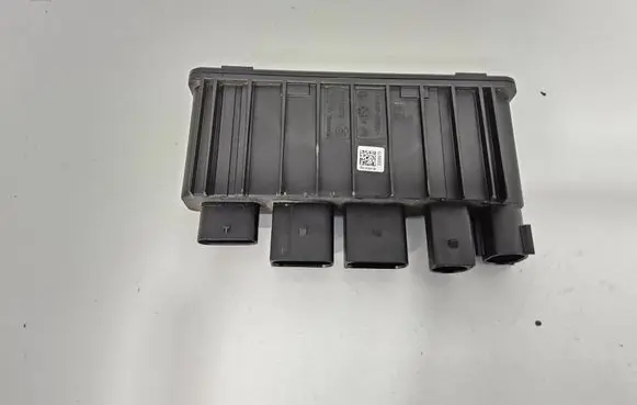 Mini Clubman F54 Current control relay 8589907 12638589907