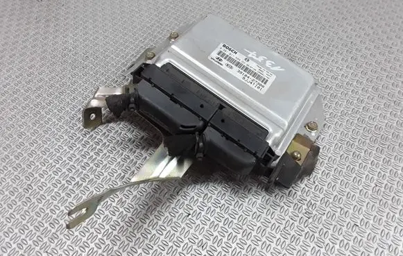 Hyundai Tucson LM Engine control unit/module 3910427300 0281011694