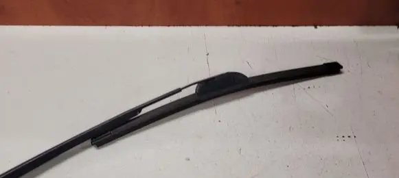 Mazda 6 Front wiper blade arm