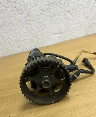 Peugeot 607 Fuel injection high pressure pump 0445010021 D7963