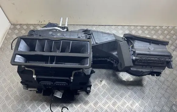 Audi A6 C7 Interior heater climate box assembly housing 