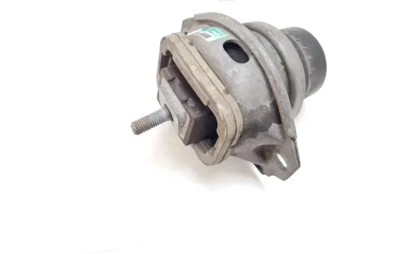 Land Rover Range Rover Sport L320 Engine mount bracket AN220A003BA