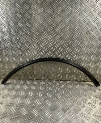 Audi Q7 4L Front arch trim 4L0853717B