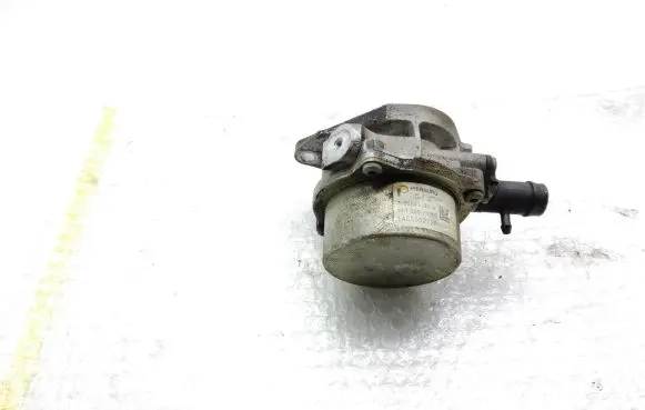 Nissan Qashqai Vacuum pump 146505272R 14T3501360 705641000