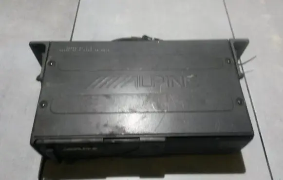 Audi A4 S4 B5 8D CD/DVD changer chm5611