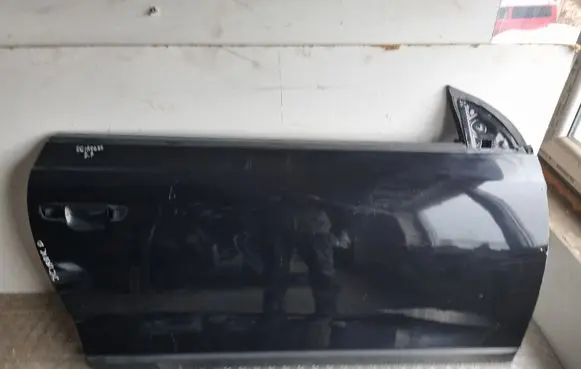 Door (2 Door Coupe)