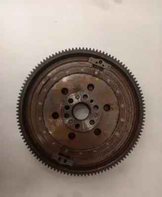 BMW M3 F80 Flywheel 228382902 2283829