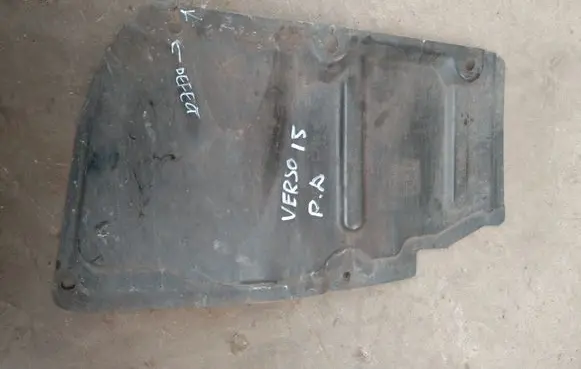 Toyota Verso Engine splash shield/under tray