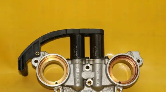 Audi A6 S6 C5 4B Camshaft vanos timing valve 