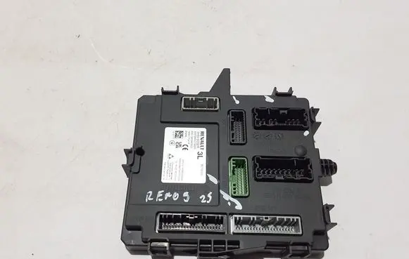 Renault 5 E-Tech Comfort/convenience module 284B25052R