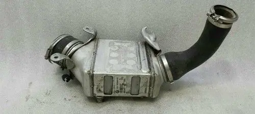 BMW 7 F01 F02 F03 F04 Intercooler radiator 7575404