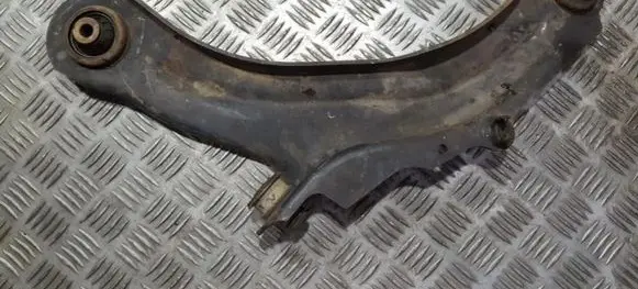Renault Megane II Front lower control arm/wishbone 8200298454 163-03124614g