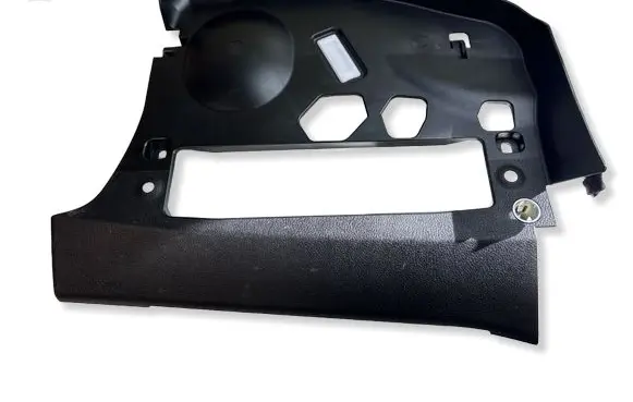 BMW 4 F32 F33 Dashboard lower bottom trim panel 9218558