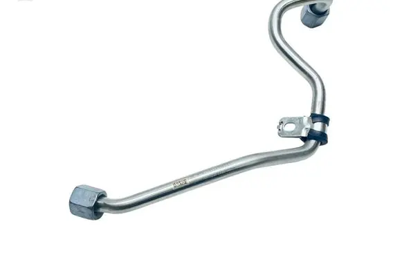 Volkswagen Tiguan Fuel injector supply line/pipe 05E130241C