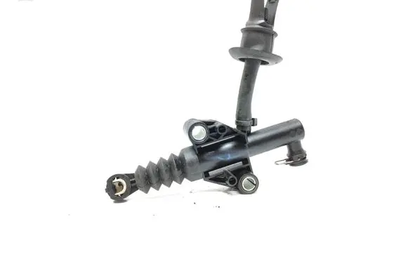 Renault Trafic III (X82) Clutch master cylinder 306108994r
