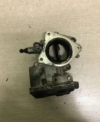 Opel Insignia A Throttle valve 50569200