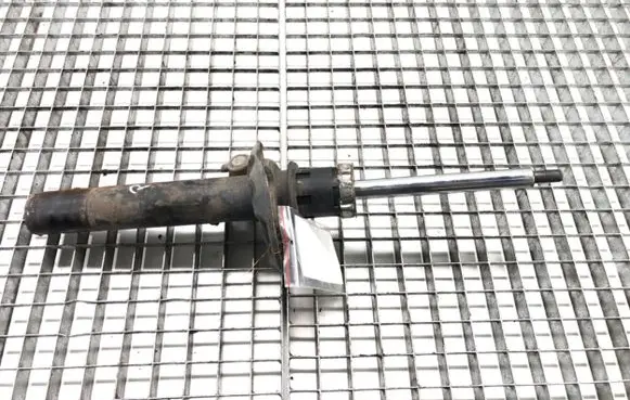 Skoda Octavia Mk2 (1Z) Front shock absorber/damper