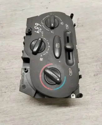 Peugeot 206 Climate control unit 64138