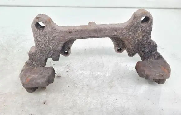 Volkswagen PASSAT B6 Front Brake Caliper Pad/Carrier 
