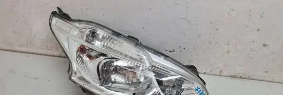 Peugeot 208 I Headlight/headlamp 9802221280 89905648