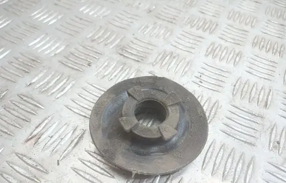 Renault Captur Rear coil spring rubber mount 