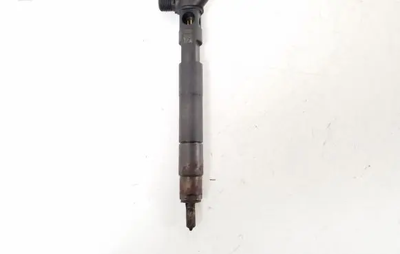 Mercedes-Benz A W176 Fuel injector A6510702387
