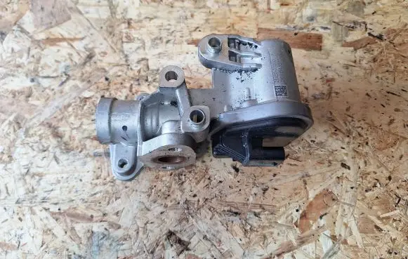 Hyundai i10 EGR valve 28450-07000