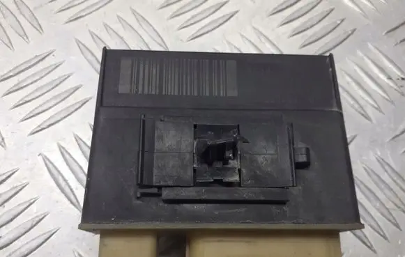 Citroen C4 Grand Picasso Coolant fan relay 9652021180
