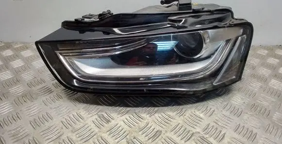 Audi A4 S4 B8 8K Headlight/headlamp