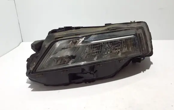 Nissan X-Trail T33 Headlight/headlamp 260606RF0A