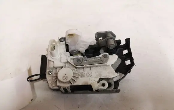 Jeep Grand Cherokee Front door lock P04589924AF C1800