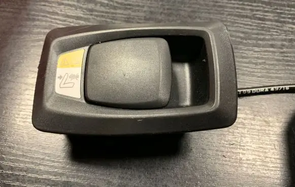 BMW 5 F10 F11 Seat back rest control lever/handle 7326998
