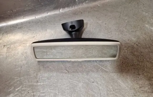Volkswagen PASSAT B7 Rear view mirror (interior) E11026141