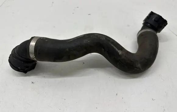 Mercedes-Benz C W205 Engine coolant pipe/hose A2055017484