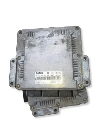 Renault Trafic II (X83) Engine control unit/module 0281010632 8200204836