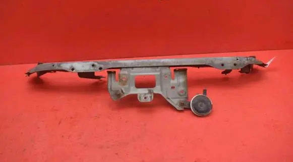 Nissan Tiida C11 Front bodywork piece 