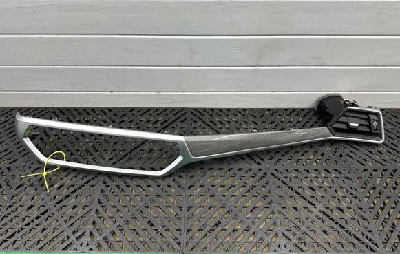 Infiniti G20 Central console control unit 99308902