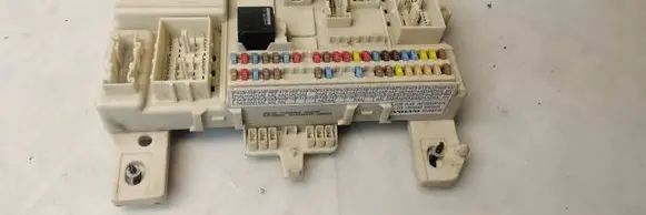 Volvo C70 Fuse module 31268178