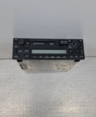Volkswagen Polo Radio/CD/DVD/GPS head unit 7640204360 6X0035152C VWZ1Z2E9027257