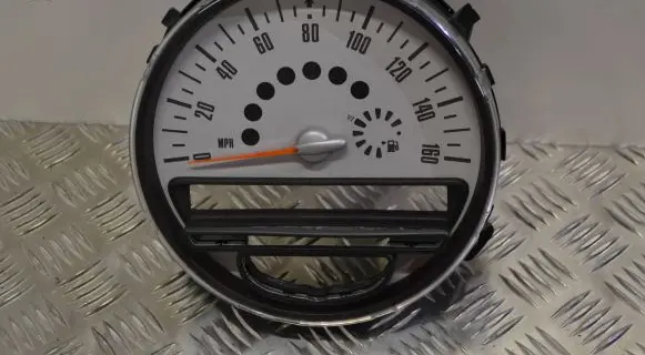 Mini Cooper Countryman R60 Speedometer (instrument cluster) 9232432 C01269622 BM508042